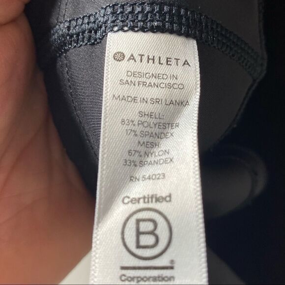 Athleta | High Rise Black Capri’s - Picture 4 of 7